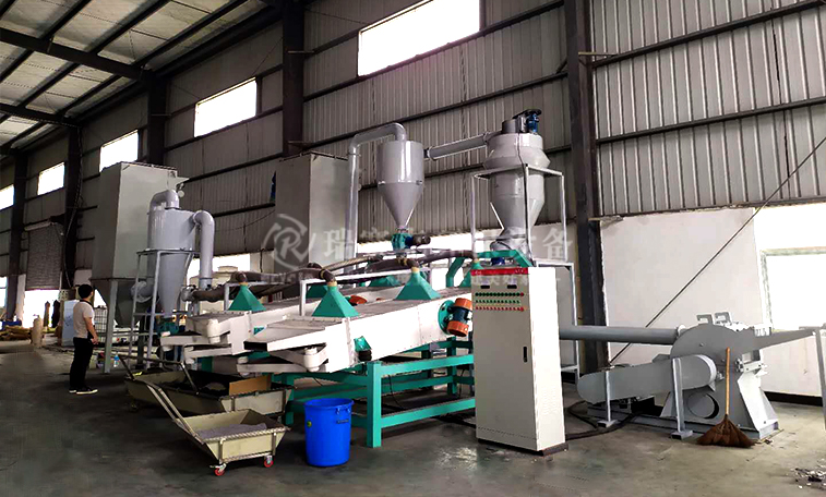 能源危機告急，廢舊鋰電池回收處理機械的技術(shù)支持